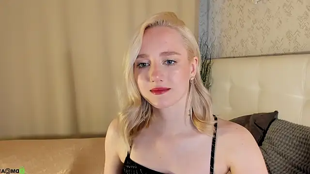 Chloe-Deccer online show from 06.26.26
