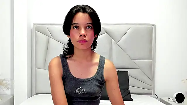 Snapshot of Fernanda_xxx chatting on 06.12.26 Fernanda xxx online show from 06.12.26