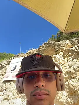 Snapshot of David_Tresh5 chatting on 07.16.26 David Tresh5 online show from 07.16.26