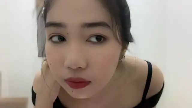 Snapshot of Angelic_bitchy chatting on 06.10.26 Angelic bitchy online show from 06.10.26