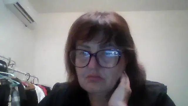 Snapshot of ErikaXShine chatting on 07.20.26 ErikaXShine online show from 07.20.26