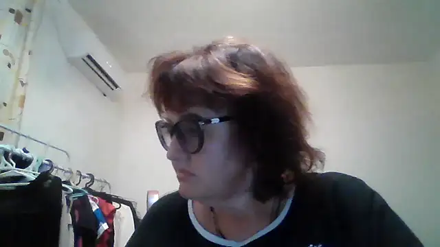 Snapshot of ErikaXShine chatting on 07.28.26 ErikaXShine online show from 07.28.26