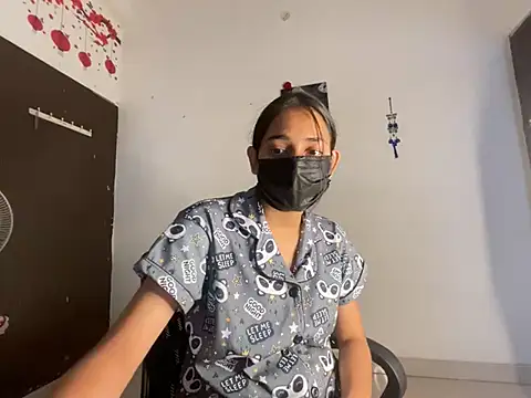 Snapshot of Hy_Selahh chatting on 07.20.26 Hy Selahh online show from 07.20.26