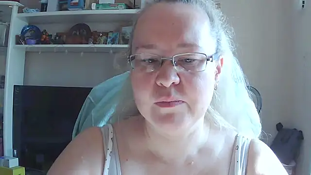 Snapshot of Viola27 chatting on 07.09.26 Viola27 online show from 07.09.26