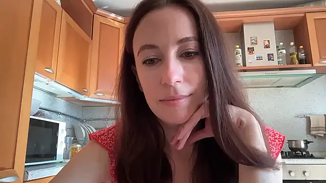 Flamingo Queen online show from 06.23.26
