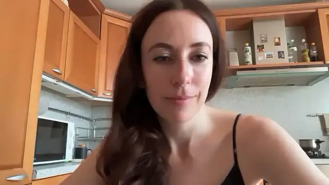 Flamingo Queen online show from 06.27.26