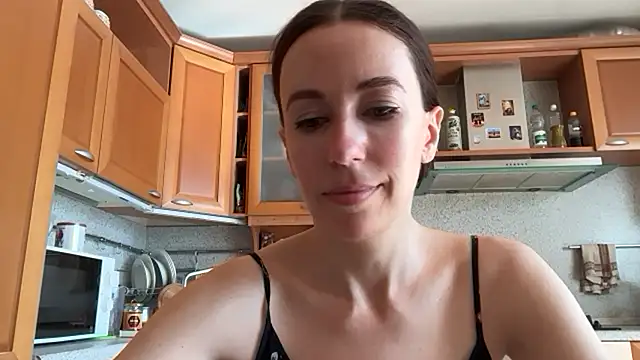 Flamingo Queen online show from 06.30.26