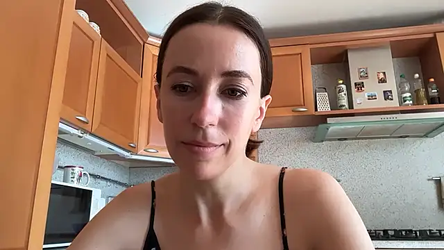 Flamingo Queen online show from 07.01.26
