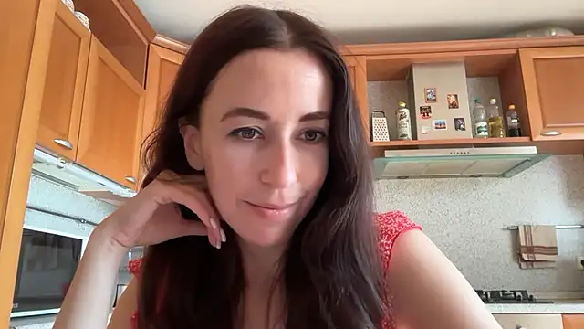 Flamingo Queen online show from 07.11.26
