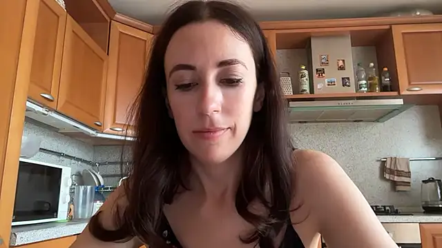 Flamingo Queen online show from 07.13.26