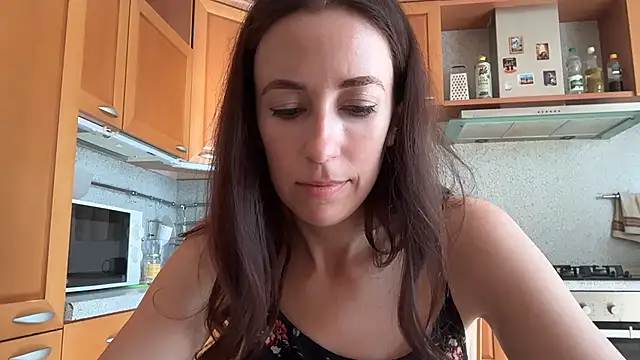 Flamingo Queen online show from 07.19.26