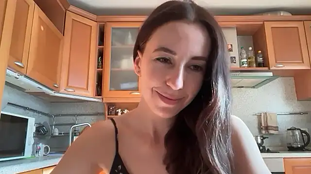 Flamingo Queen online show from 07.22.26