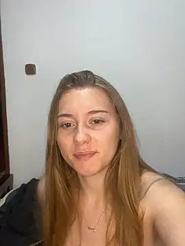 Snapshot of FlirtySophiaa chatting on 06.17.26 FlirtySophiaa online show from 06.17.26