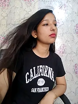 Queen Rosyy online show from 06.25.26