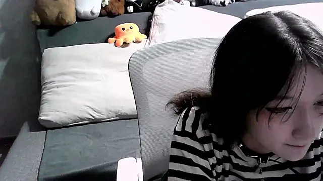 Snapshot of Lilfain_baby chatting on 07.28.26 Lilfain baby online show from 07.28.26