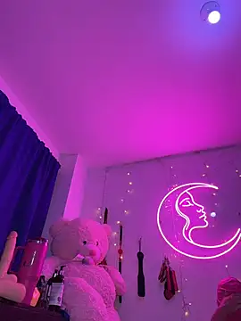 LunaStar VIP online show from 07.30.26