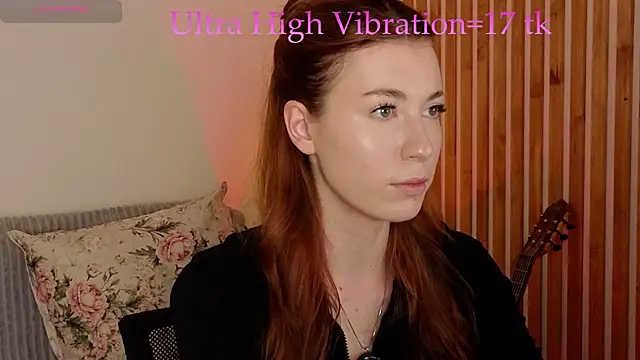 Snapshot of AlisaRussel chatting on 06.18.26 AlisaRussel online show from 06.18.26