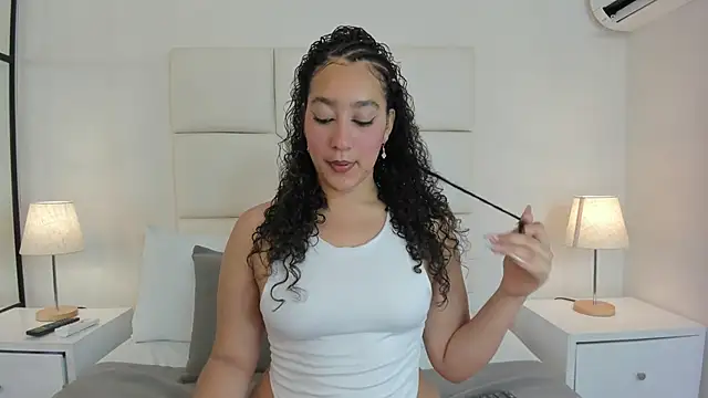 Snapshot of NaomiCambels chatting on 07.01.26 NaomiCambels online show from 07.01.26