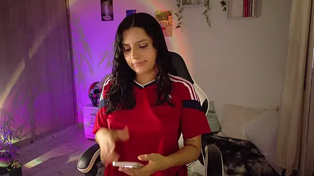 Snapshot of Selenyx_3 chatting on 06.27.26 Selenyx 3 online show from 06.27.26