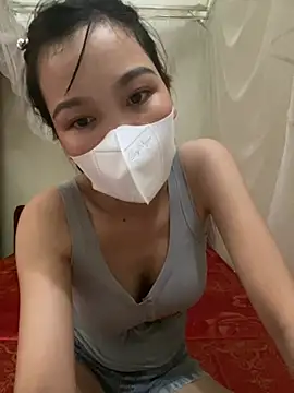 Snapshot of -Thuylove- chatting on 06.28.26 -Thuylove- online show from 06.28.26