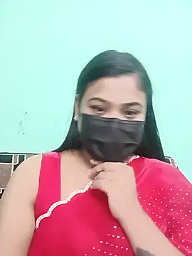 Snapshot of Sweathatamil chatting on 07.17.26 Sweathatamil online show from 07.17.26