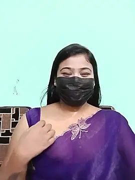 Snapshot of Sweathatamil chatting on 07.19.26 Sweathatamil online show from 07.19.26