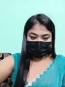 Snapshot of Sweathatamil chatting on 07.28.26 Sweathatamil online show from 07.28.26