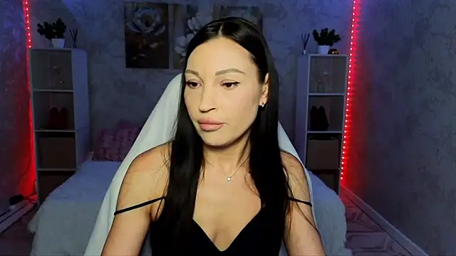 NikoleMills online show from 06.12.26