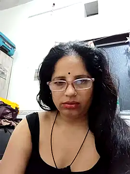 Snapshot of SWEETY01990 chatting on 07.14.26 SWEETY01990 online show from 07.14.26