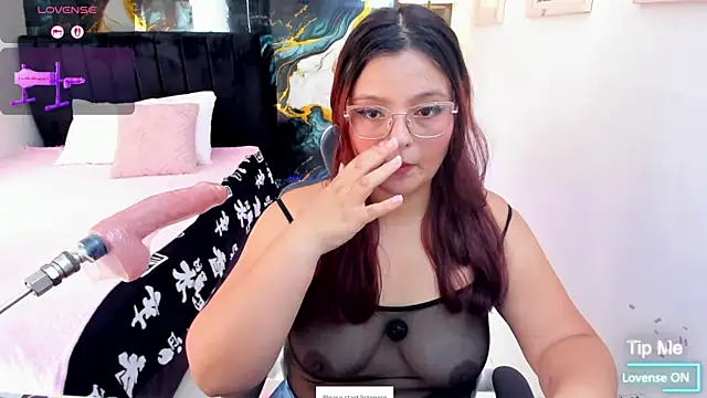 Miss Kloee online show from 07.25.26