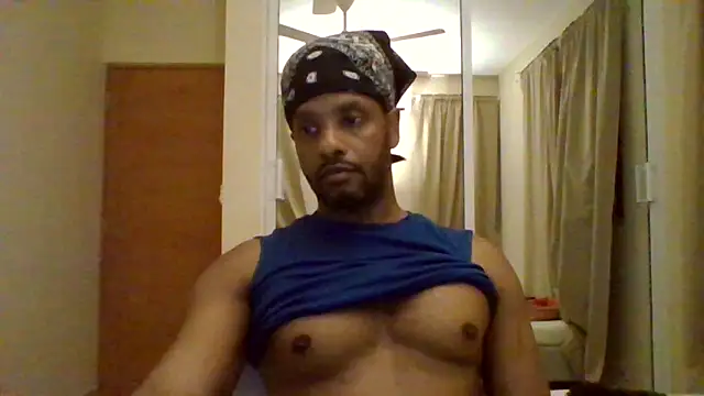 Snapshot of InfamousX chatting on 06.16.26 InfamousX online show from 06.16.26