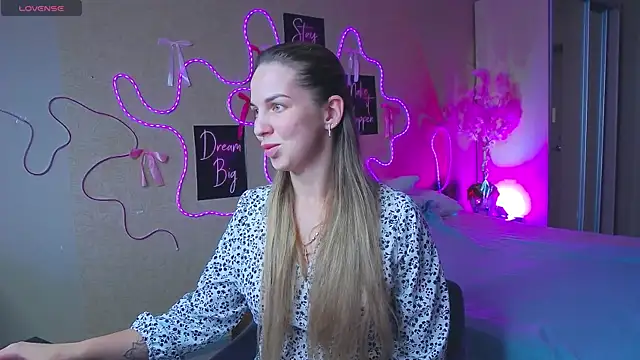 Snapshot of babbyalexandra chatting on 07.29.26 babbyalexandra online show from 07.29.26
