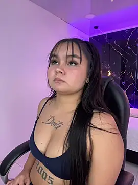 Snapshot of TifanyRoseX chatting on 07.23.26 TifanyRoseX online show from 07.23.26