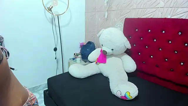 Snapshot of Daniela_Spencerr chatting on 07.18.26 Daniela Spencerr online show from 07.18.26