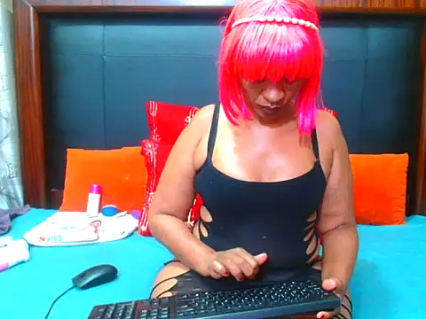 Snapshot of candydelite24 chatting on 06.16.26 candydelite24 online show from 06.16.26