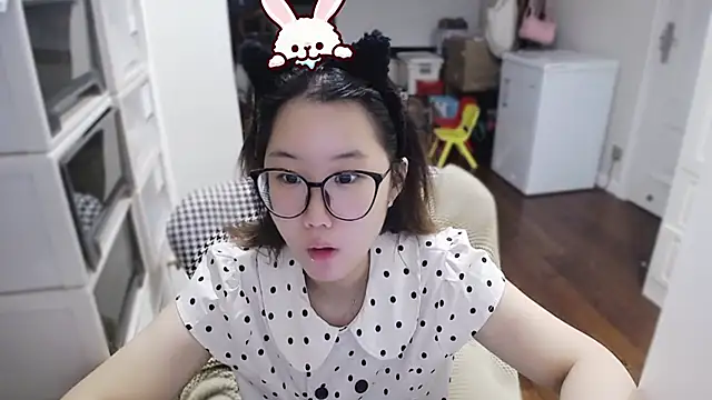 Snapshot of xiaoxiong-99 chatting on 06.13.26 xiaoxiong-99 online show from 06.13.26