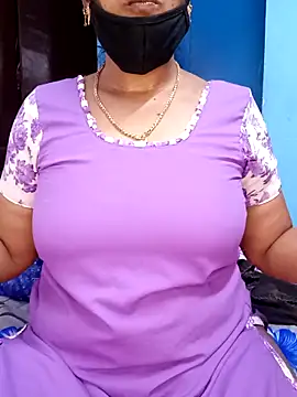 Snapshot of tamil_sarah chatting on 06.29.26 tamil sarah online show from 06.29.26