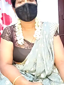 Snapshot of tamil_sarah chatting on 06.29.26 tamil sarah online show from 06.29.26