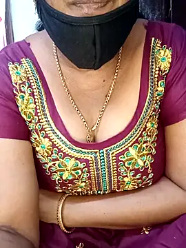 Snapshot of tamil_sarah chatting on 07.16.26 tamil sarah online show from 07.16.26