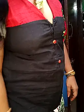 Snapshot of tamil_sarah chatting on 07.21.26 tamil sarah online show from 07.21.26
