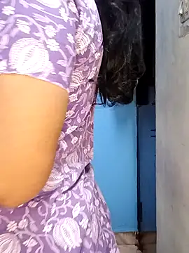 Snapshot of tamil_sarah chatting on 07.21.26 tamil sarah online show from 07.21.26