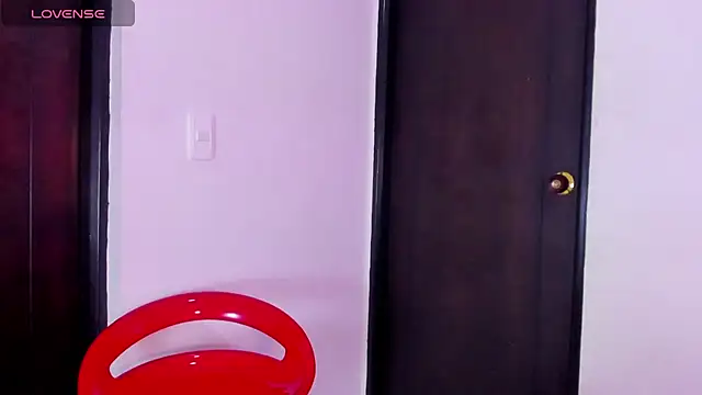Snapshot of kataleya_saenz1 chatting on 06.27.26 kataleya saenz1 online show from 06.27.26