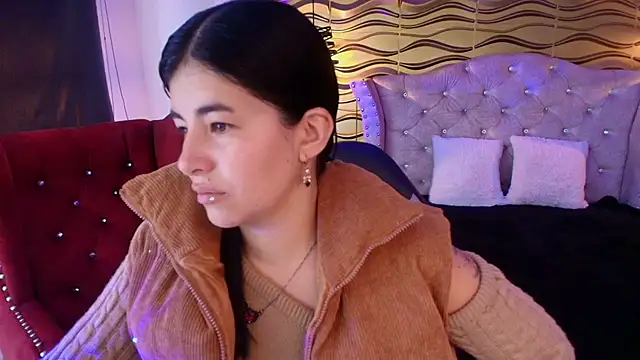 Snapshot of _Ninaharpper chatting on 07.10.26 Ninaharpper online show from 07.10.26