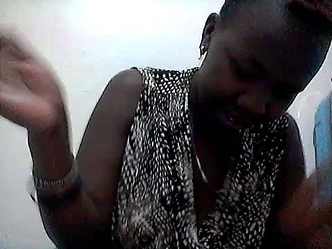 Snapshot of beutifulebonya chatting on 06.12.26 beutifulebonya online show from 06.12.26