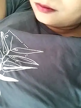 Snapshot of Missridhi chatting on 06.12.26 Missridhi online show from 06.12.26