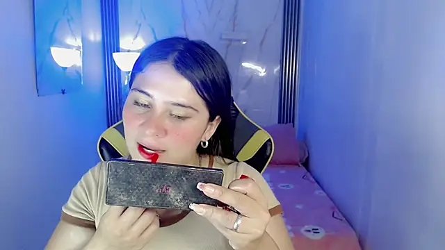 Snapshot of Malak_power chatting on 06.19.26 Malak power online show from 06.19.26
