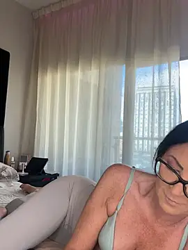 Dani Dainty online show from 07.07.26