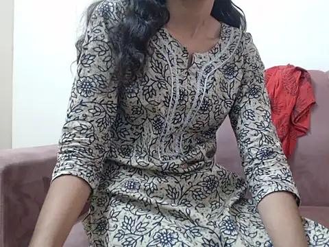 Snapshot of simran_kaur01 chatting on 06.15.26 simran kaur01 online show from 06.15.26