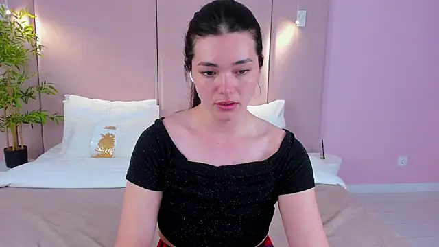 Snapshot of MaddieMeyer chatting on 07.07.26 MaddieMeyer online show from 07.07.26