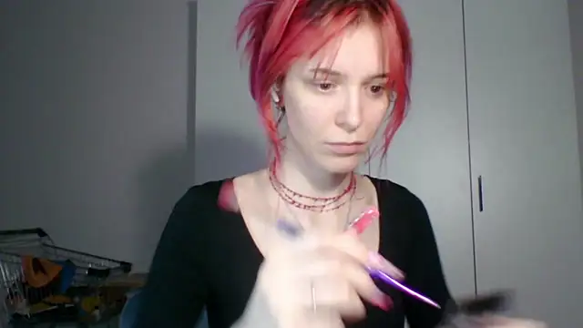 Snapshot of KayleneWesterberg chatting on 06.18.26 KayleneWesterberg online show from 06.18.26